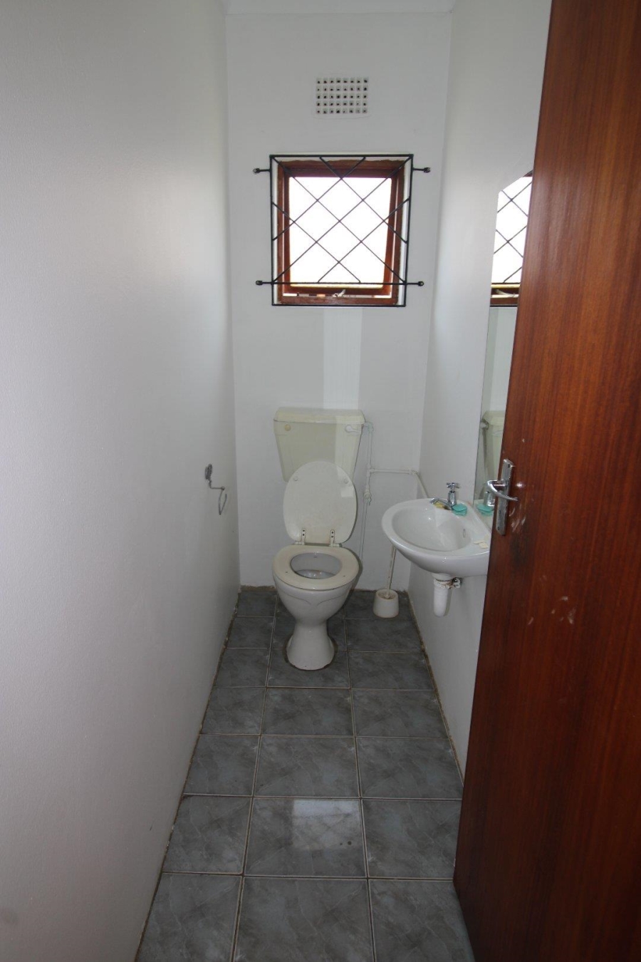 To Let 3 Bedroom Property for Rent in Amalinda Eastern Cape